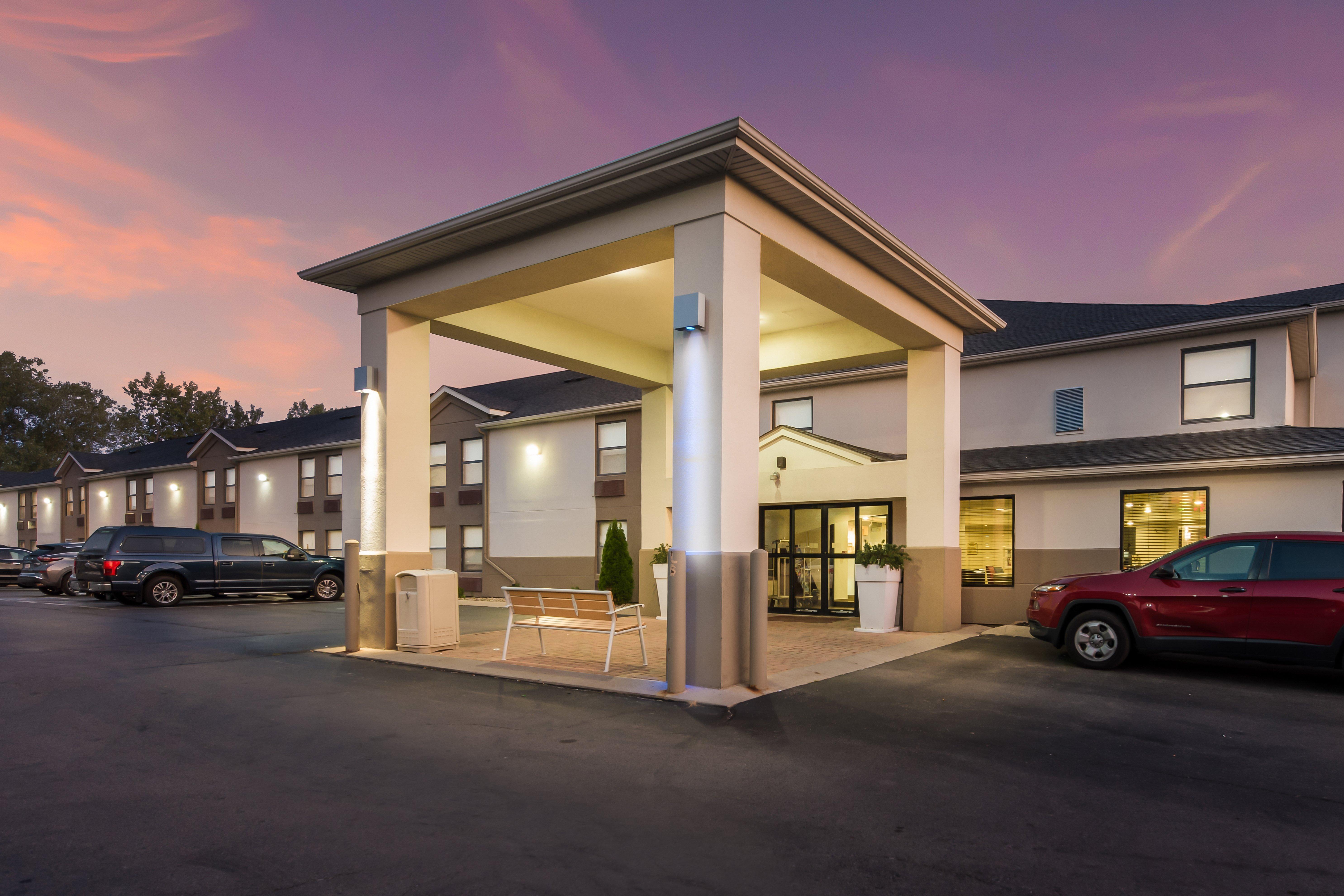 Holiday Inn Express London-I-70 By Ihg Luaran gambar