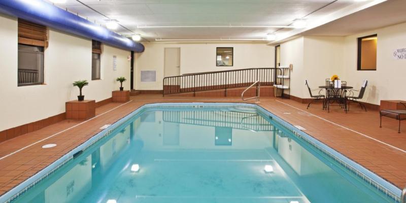 Holiday Inn Express London-I-70 By Ihg Luaran gambar